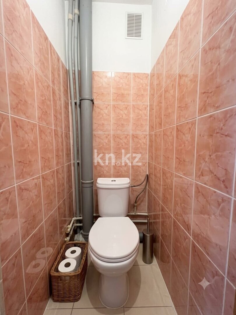 Продажа 3-комнатной квартиры, 65 м² в Караганде - фото 11