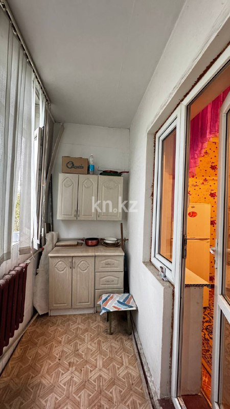 Продажа 1-комнатной квартиры, 38 м², 10 мкр, дом  24 в Таразе - фото 11