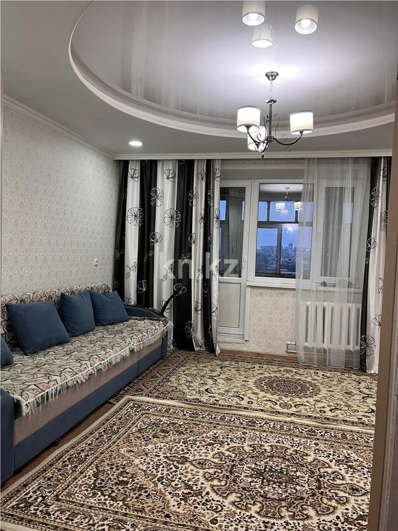 Продажа 3-комнатной квартиры, 65 м², 19-й мкр., дом  75 в Караганде - фото 2