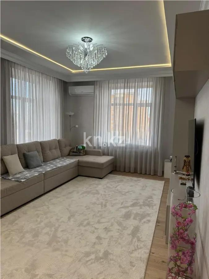 Продажа 3-комнатной квартиры, 92 м² в Караганде