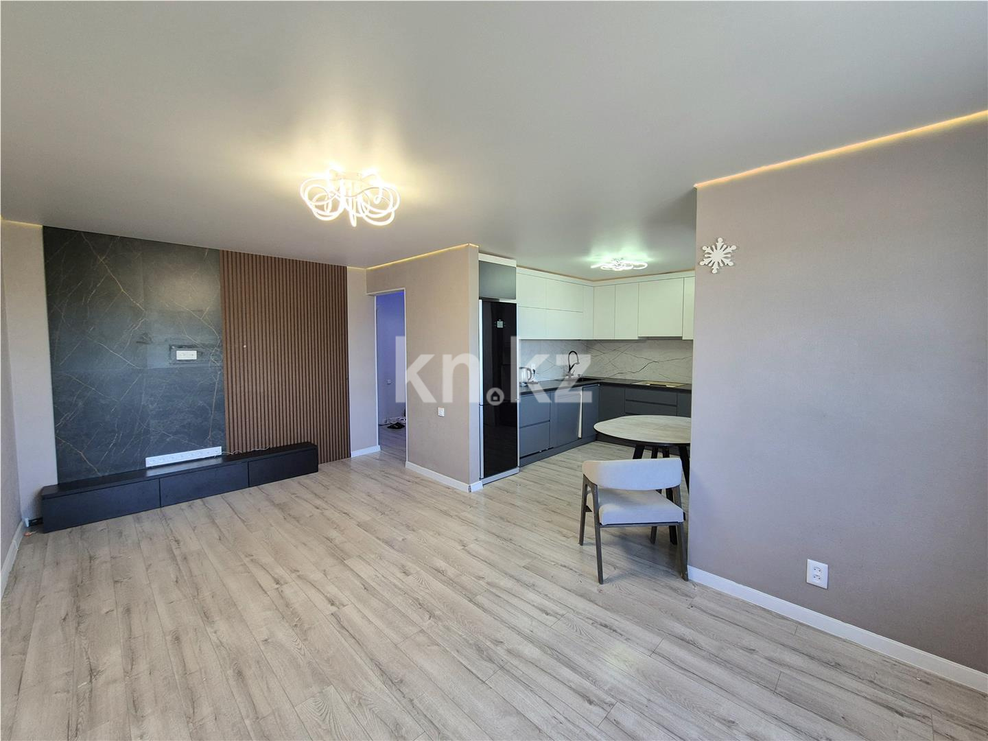 Продажа 3-комнатной квартиры, 74 м², мкр-н 8 в Темиртау - фото 3