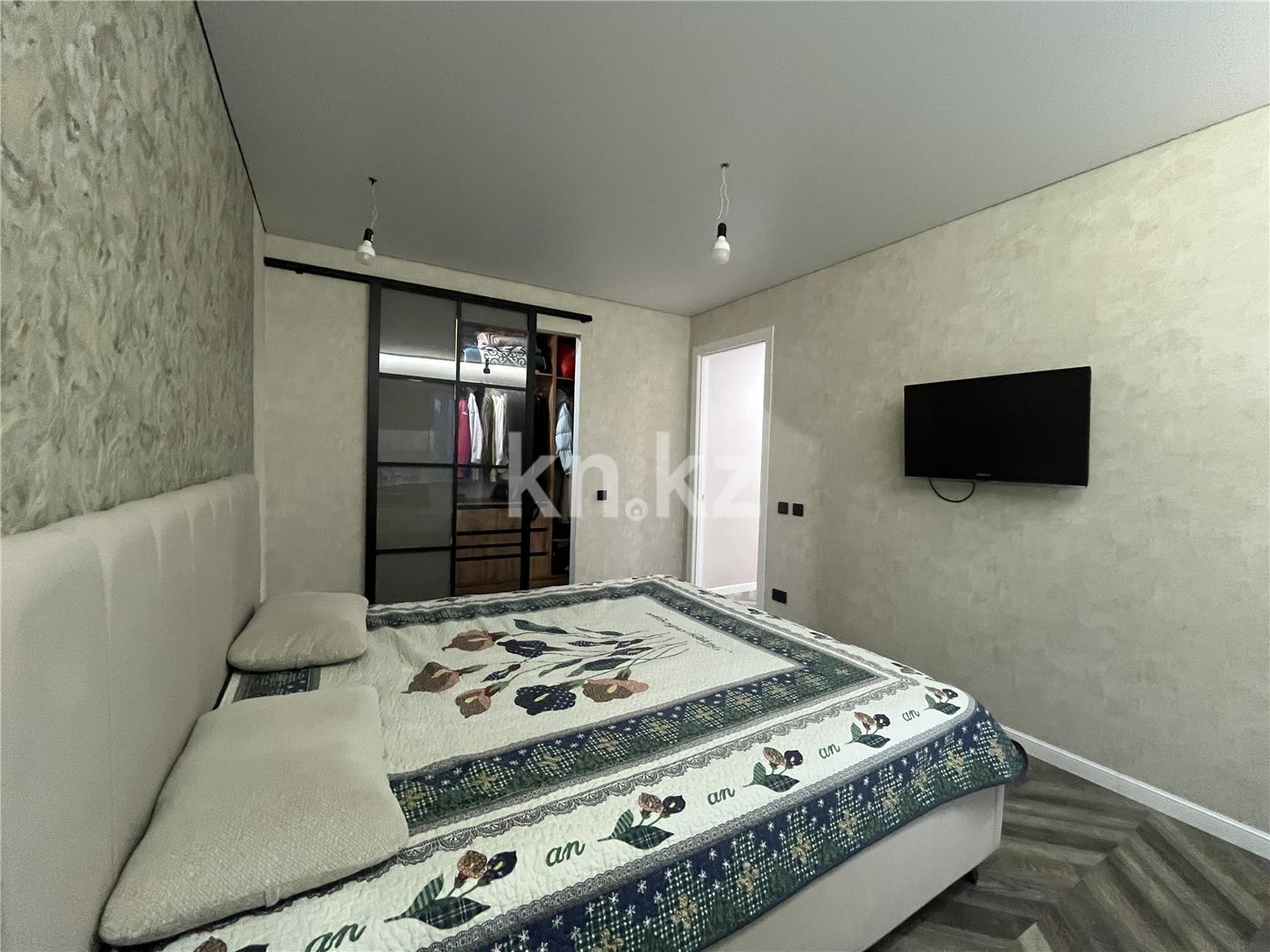 Продажа 4-комнатной квартиры, 110 м², ул. Букетова, дом  60/2 в Караганде - фото 15