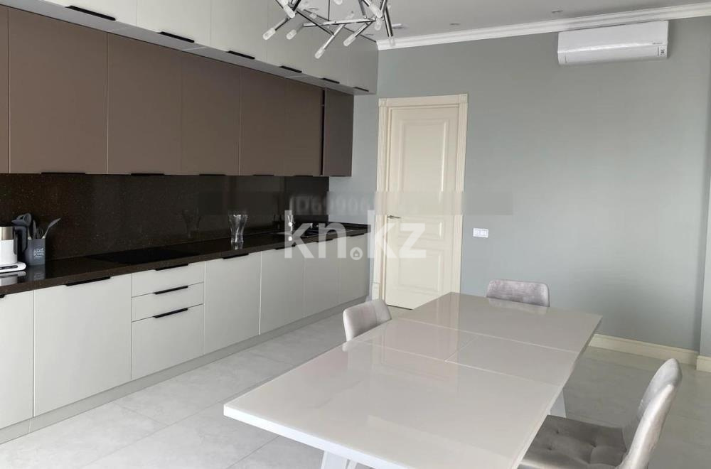 Аренда 4-комнатной квартиры, 200 м² в Алматы - фото 4