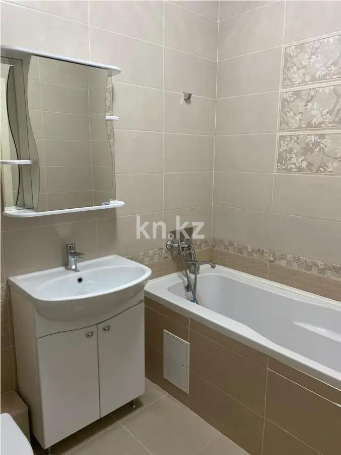 Продажа 1-комнатной квартиры, 38 м², пр. Улы Дала, дом  57 в Астане - фото 3