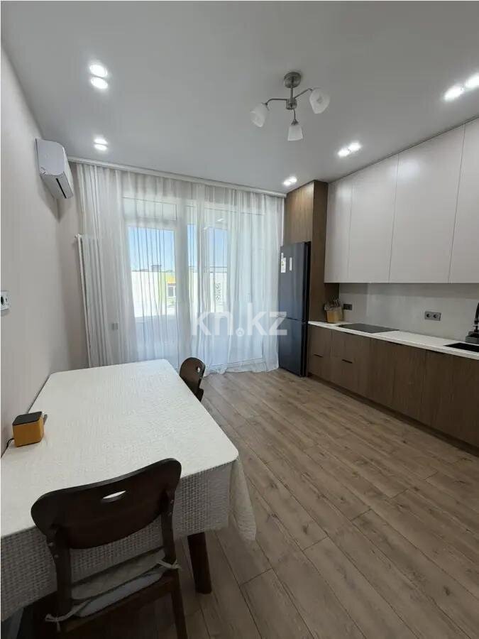 Продажа 2-комнатной квартиры, 92 м² в Алматы - фото 3