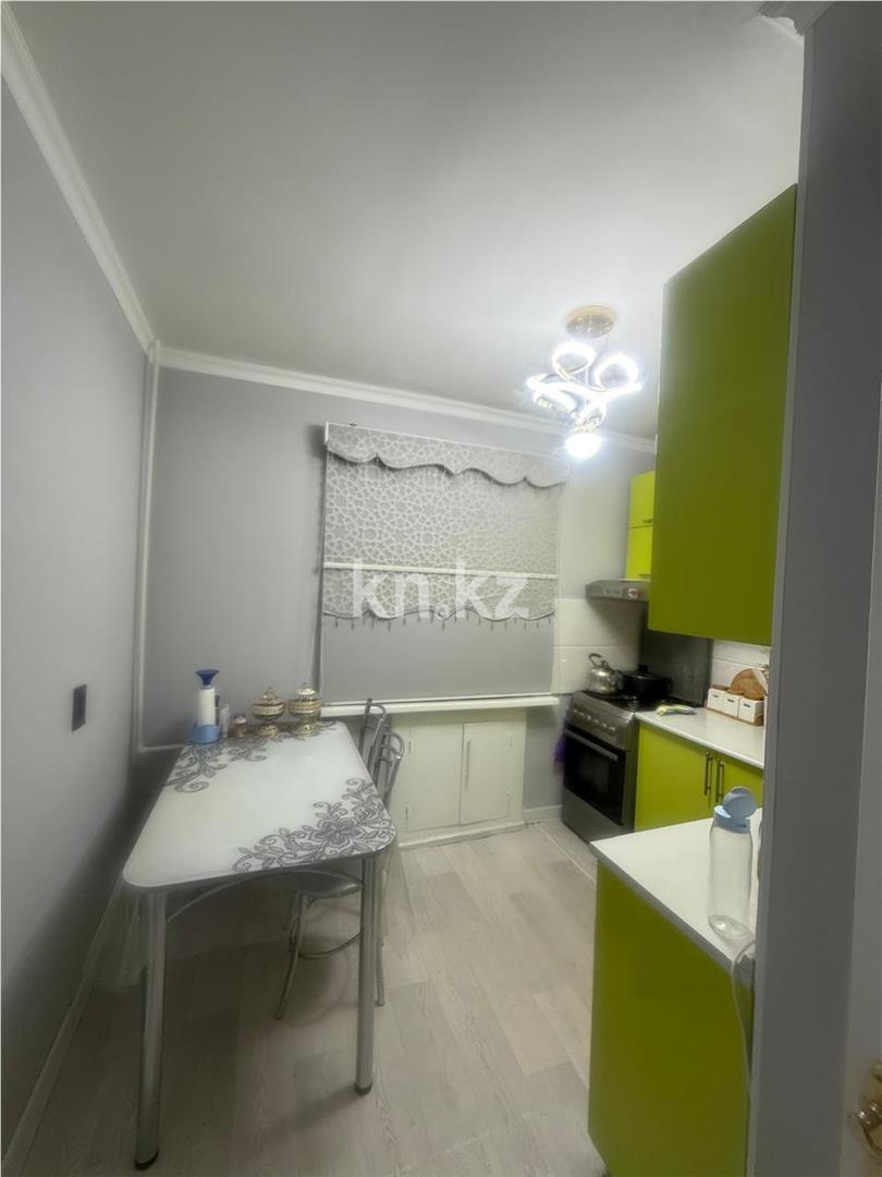 Продажа 3-комнатной квартиры, 59 м², пр. Строителей, дом  13 в Караганде - фото 6