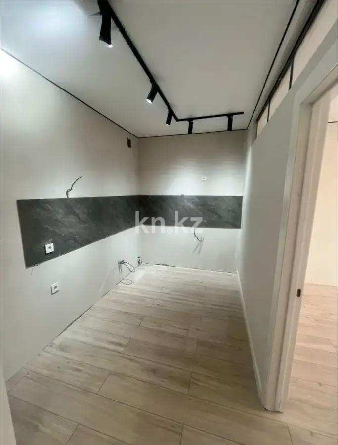 Продажа 3-комнатной квартиры, 55 м², ул. Кассина, дом  146/4 в Алматы - фото 3