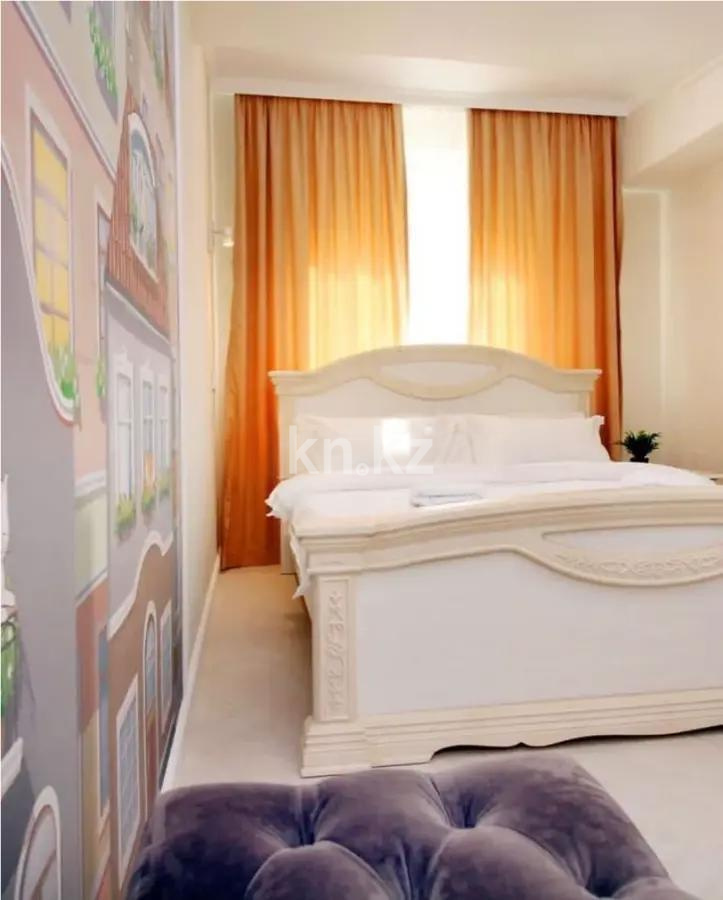 Продажа 3-комнатной квартиры, 65 м², ул. Тулебаева, дом  49/1 в Алматы - фото 2