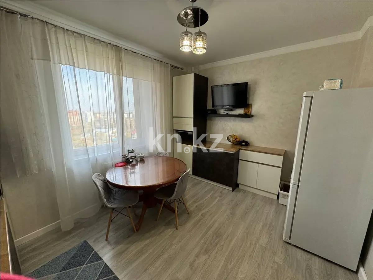 Продажа 3-комнатной квартиры, 105 м², ул. Валиханова, дом  5 в Астане - фото 4