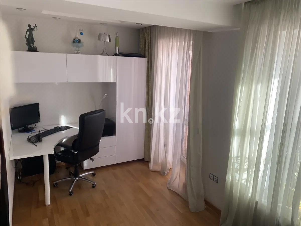 Продажа 6-комнатной квартиры, 220 м² в Караганде - фото 5