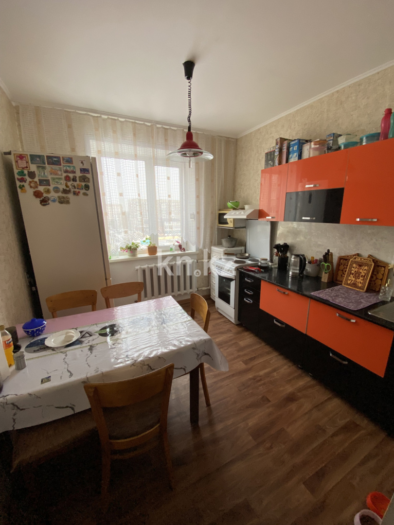 Продажа 3-комнатной квартиры, 63.6 м², мкр. Голубые Пруды, дом  6 в Караганде