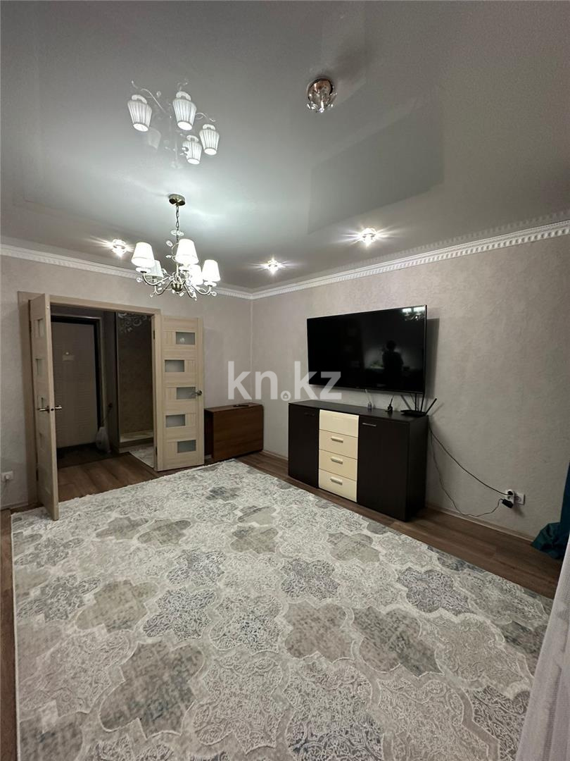 Продажа 2-комнатной квартиры, 58 м², ул. Ермекова в Караганде - фото 2