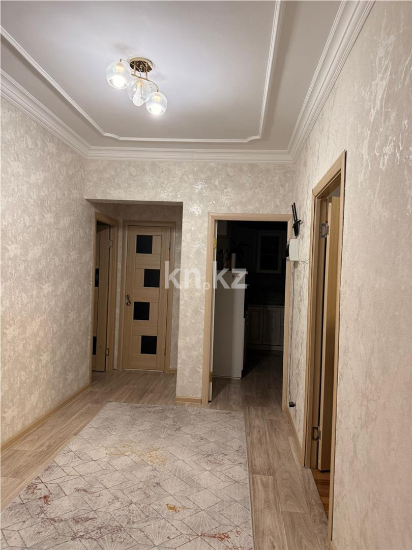 Продажа 3-комнатной квартиры, 82 м², пр. Шахтеров в Караганде - фото 12
