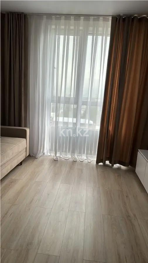 Продажа 2-комнатной квартиры, 54 м², ул. Жандосова, дом  94а в Алматы - фото 2