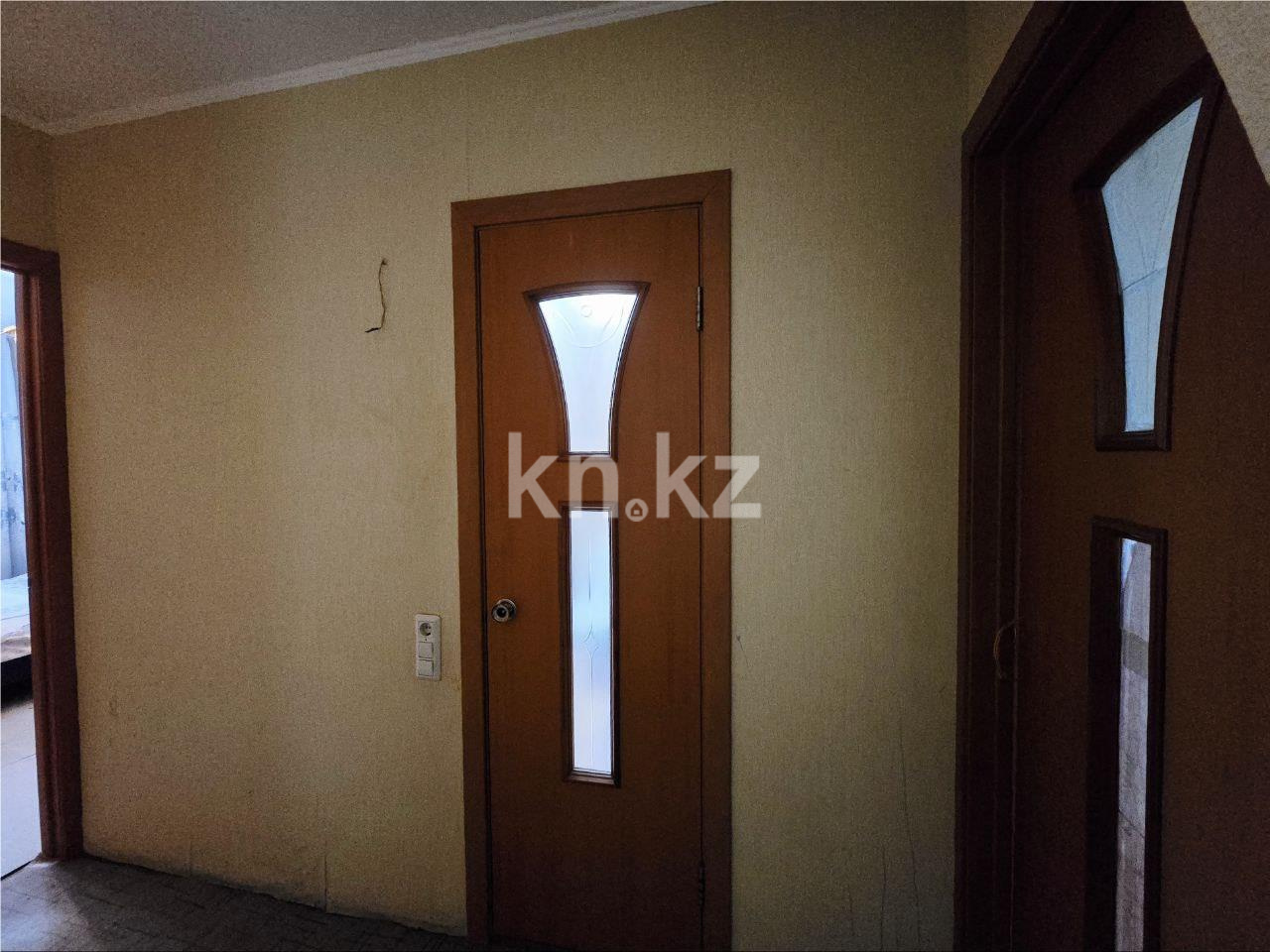 Продажа 3-комнатной квартиры, 68 м², ул. 6-й мик-н в Темиртау - фото 11