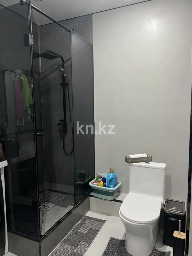 Продажа 2-комнатной квартиры, 72 м² в Алматы - фото 4