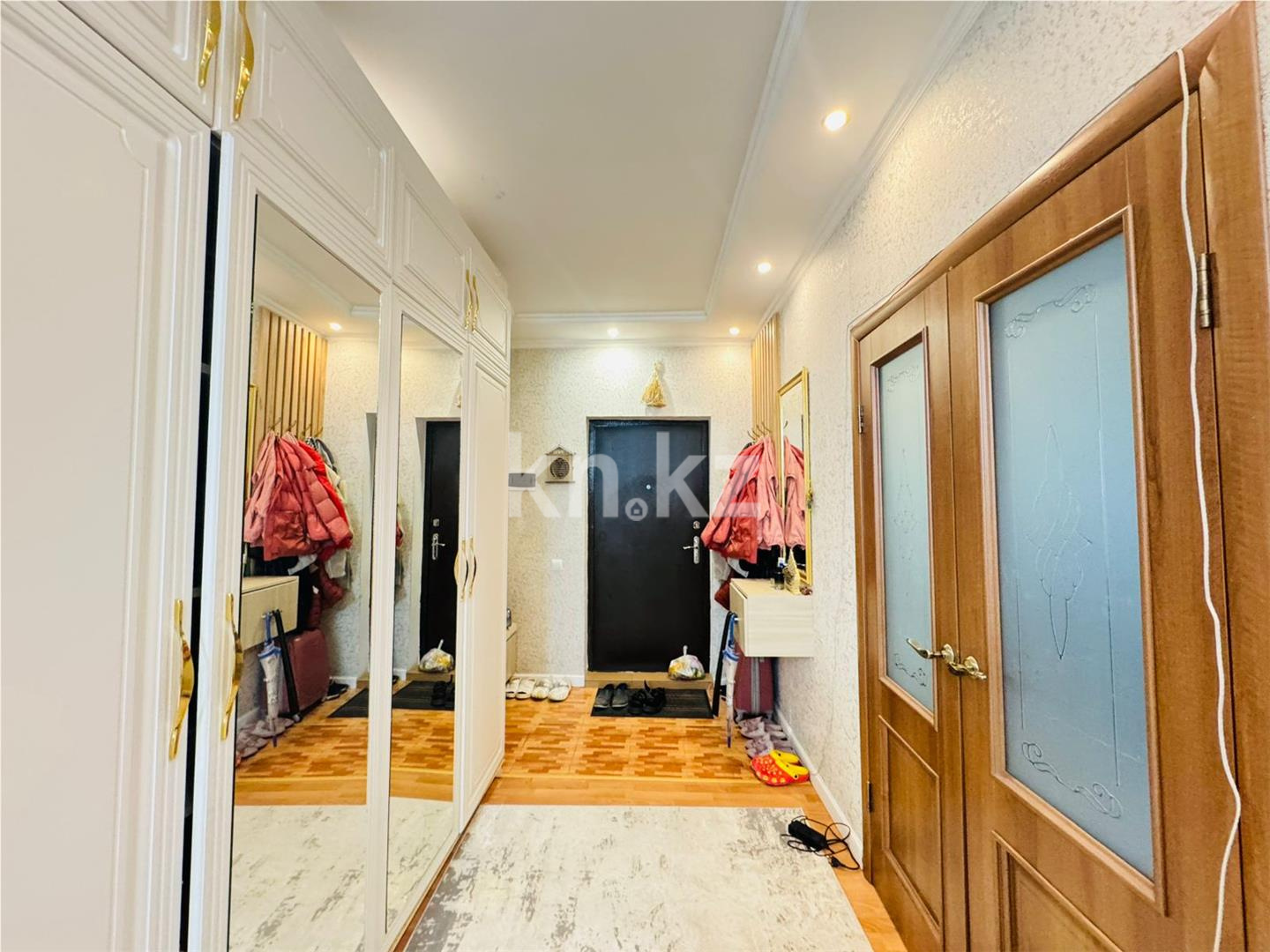 Продажа 4-комнатной квартиры, 104 м², ул. Сарайшык в Астане - фото 12