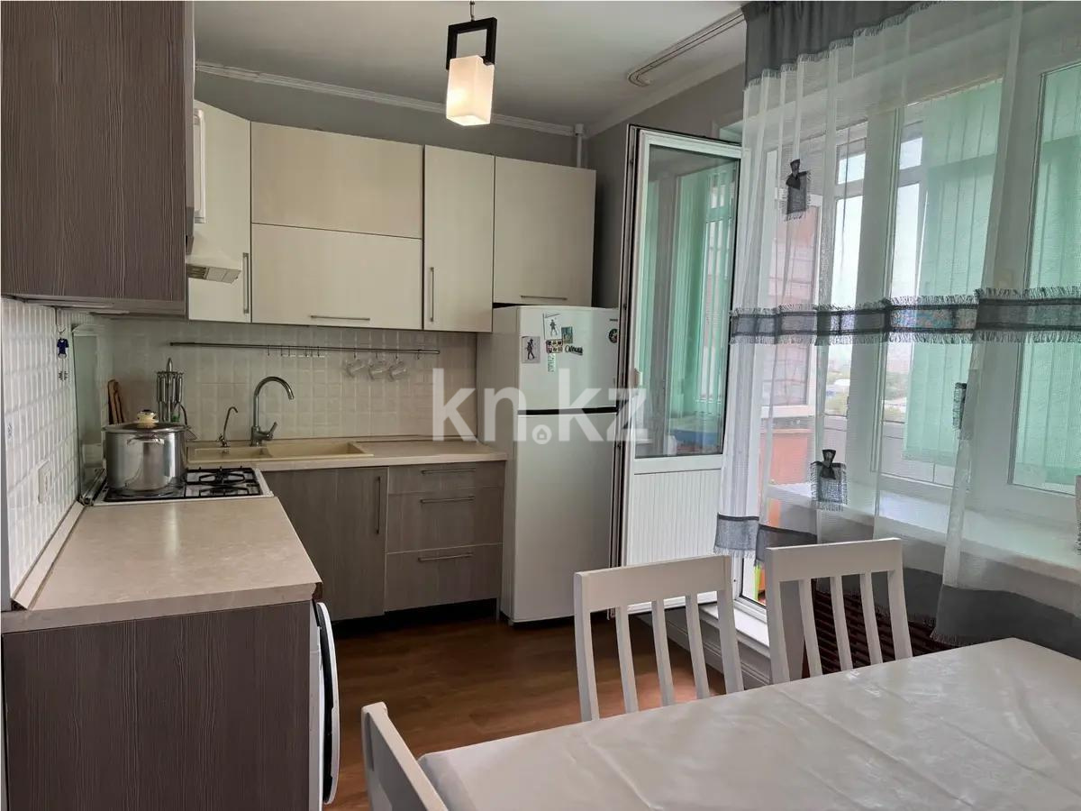 Продажа 3-комнатной квартиры, 108 м², мкр-н Аксай-5, дом  2 в Алматы - фото 4