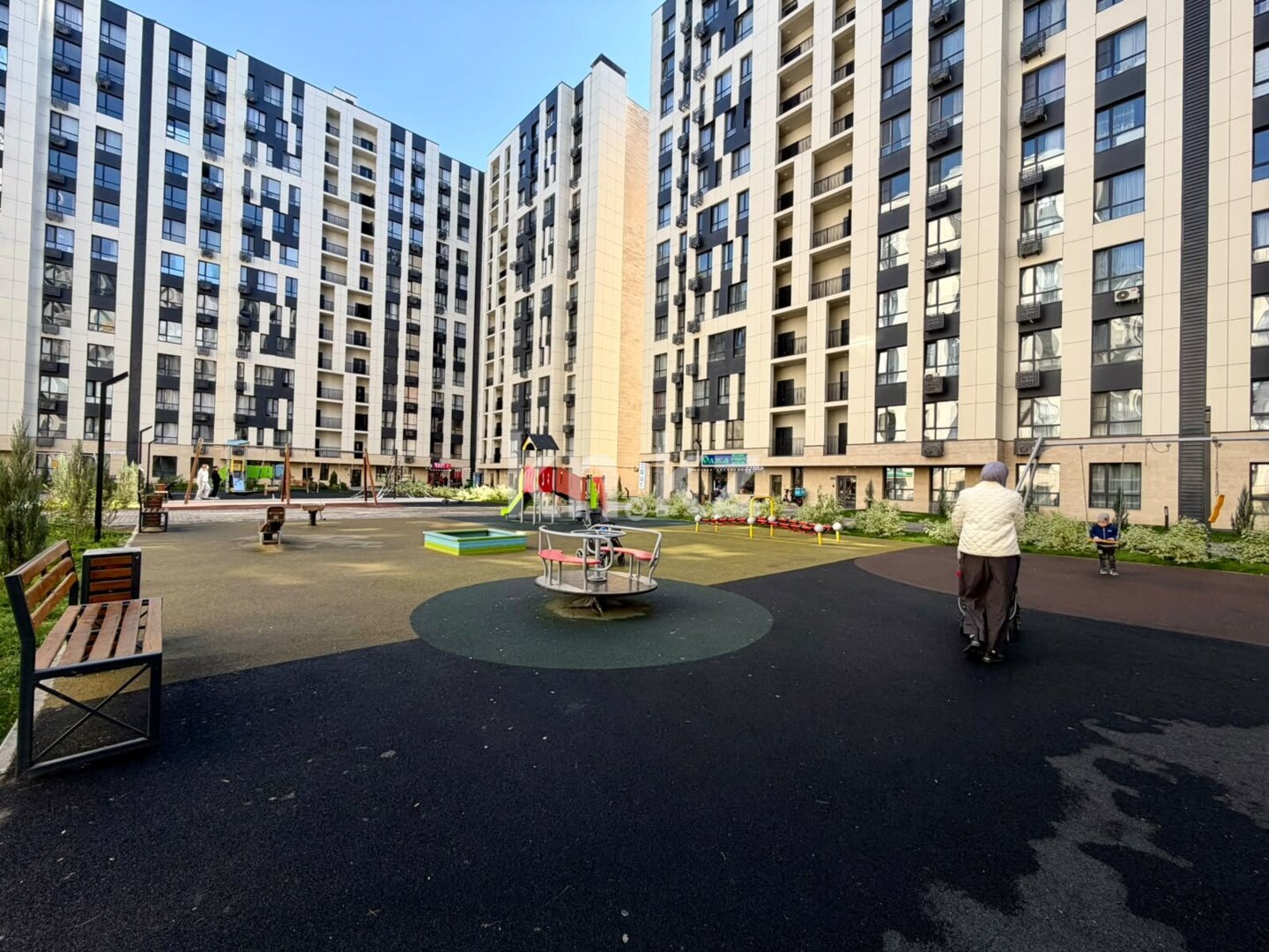 Продажа 2-комнатной квартиры, 46 м² в Алматы - фото 20