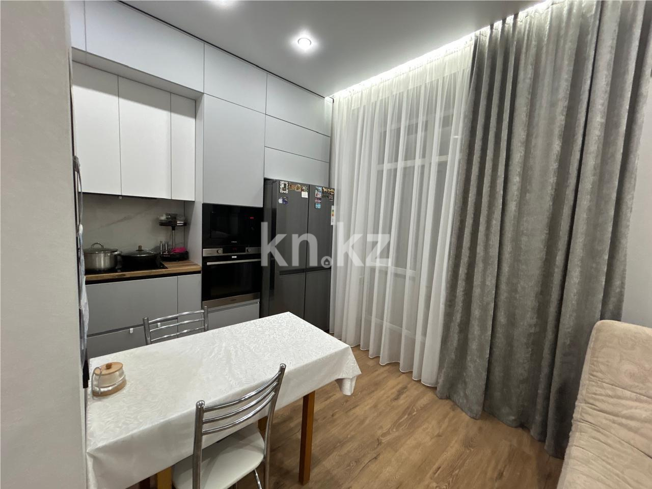 Продажа 3-комнатной квартиры, 87 м², ул. Букетова в Караганде - фото 7