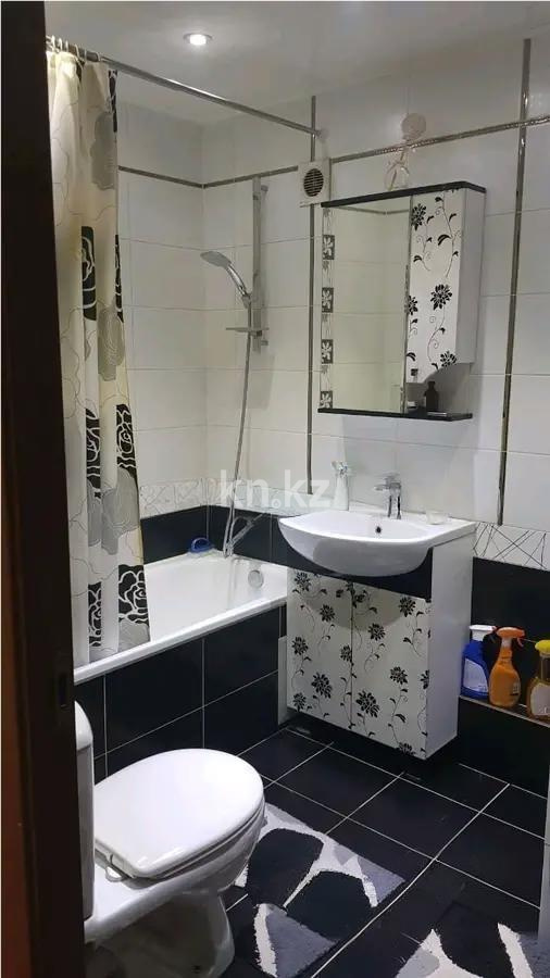 Продажа 3-комнатной квартиры, 59.2 м² в Алматы - фото 4