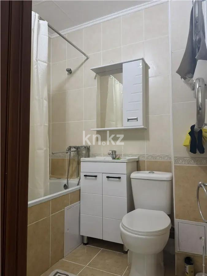 Продажа 1-комнатной квартиры, 31 м², 8 мкр., дом  37 в Алматы - фото 3