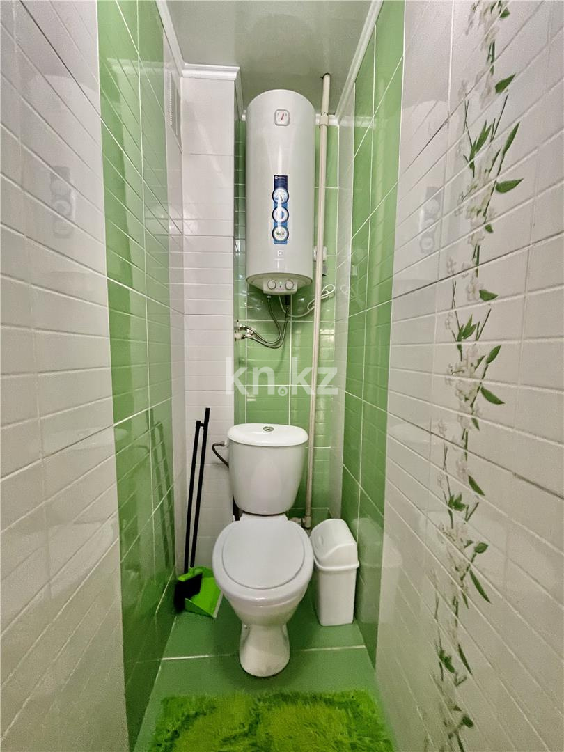 Продажа 4-комнатной квартиры, 78 м², ул. Потанина (Защитная), дом  70 в Караганде - фото 14