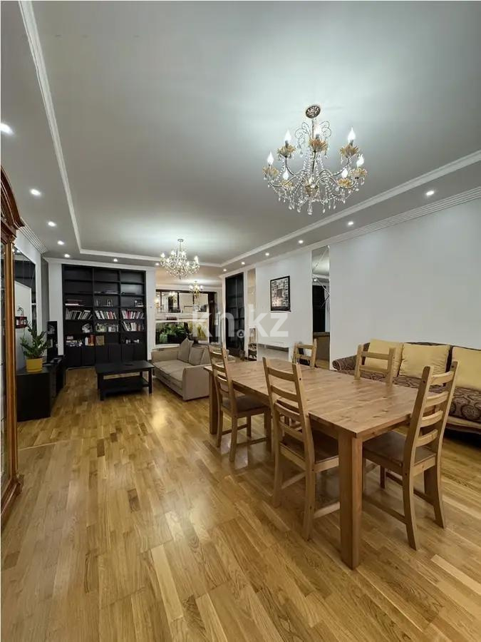 Продажа 3-комнатной квартиры, 173 м² в Астане