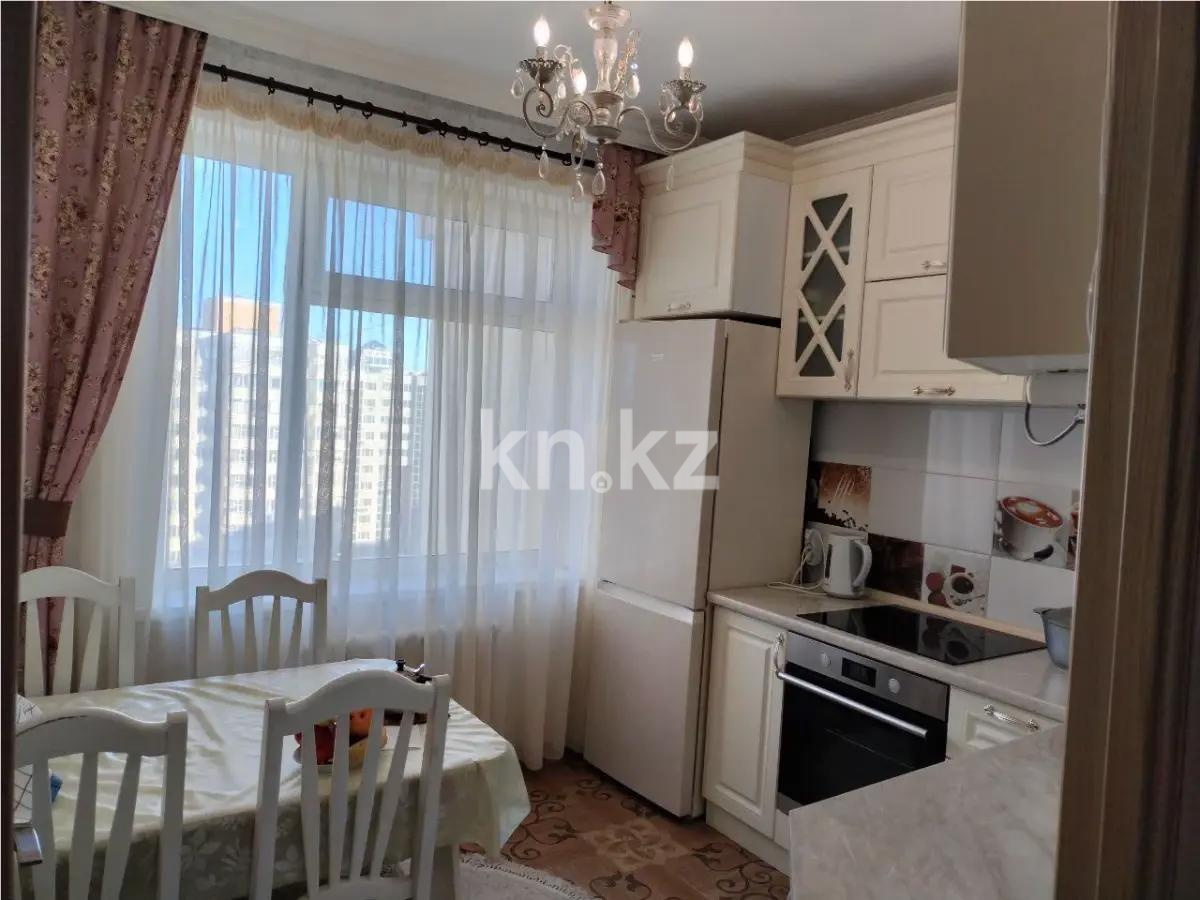 Продажа 3-комнатной квартиры, 73 м², ул. Туркестан, дом  4 в Астане - фото 4