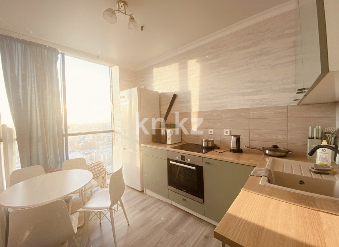 Продажа 3-комнатной квартиры, 65 м², пр. Богенбай батыра, дом  56а - пр. Республики в Астане