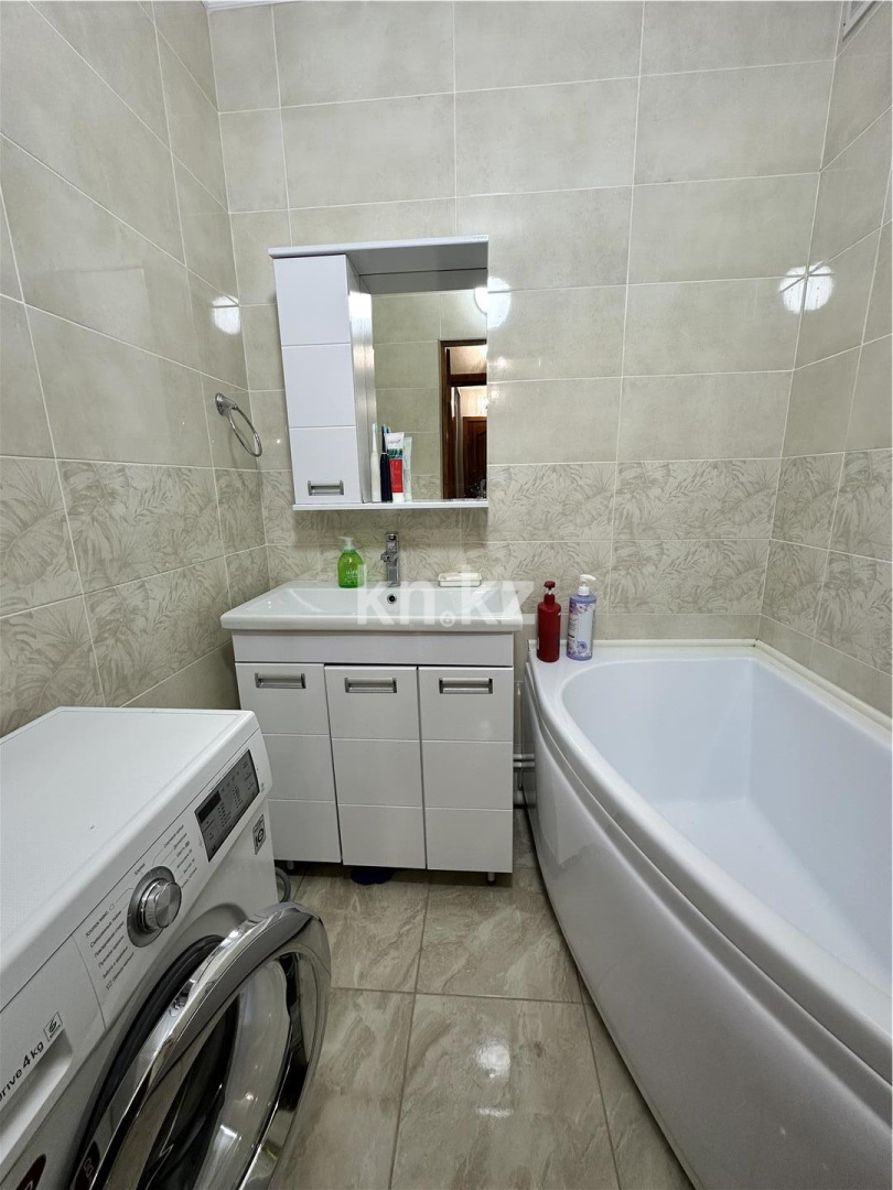 Продажа 3-комнатной квартиры, 62 м², мкр-н Степной-1 в Караганде - фото 9