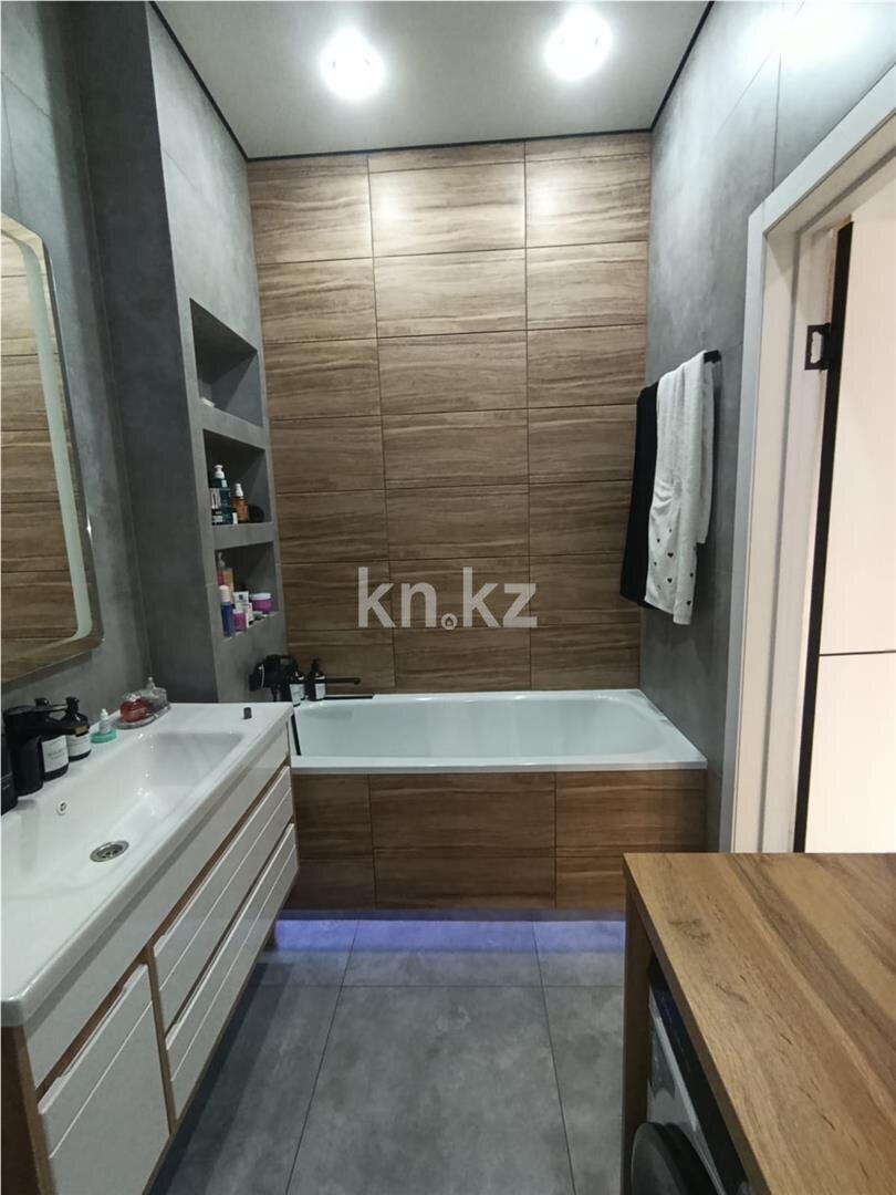 Продажа 1-комнатной квартиры, 43 м² в Караганде - фото 13