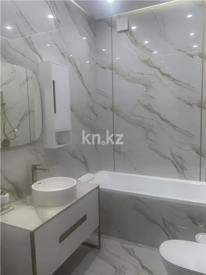 Продажа 4-комнатной квартиры, 157 м², пр. Аль-Фараби, дом  105 в Алматы - фото 2