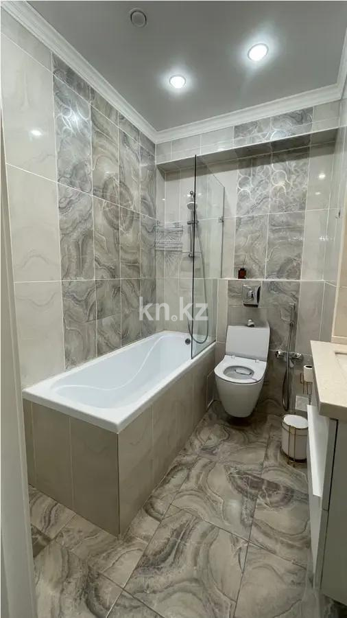 Продажа 2-комнатной квартиры, 70 м², ул. Варламова, дом  27а в Алматы - фото 4