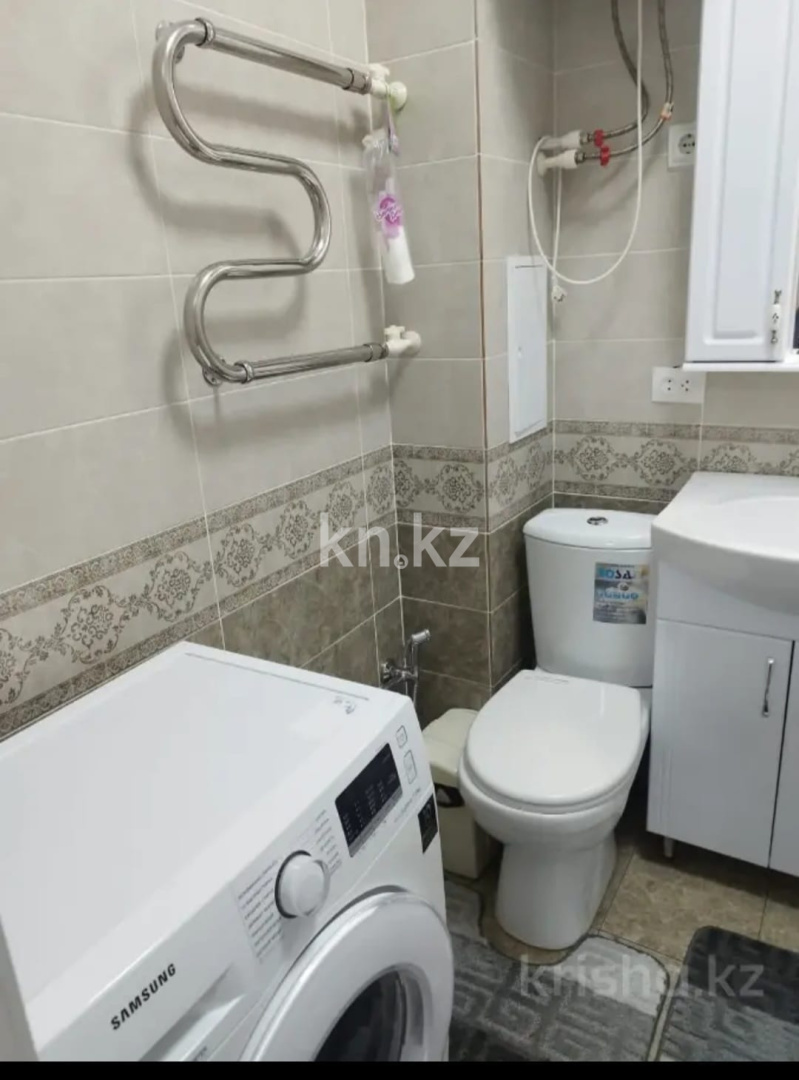 Продажа 2-комнатной квартиры, 60 м², ул. Муканова, дом  49/10 в Караганде - фото 8