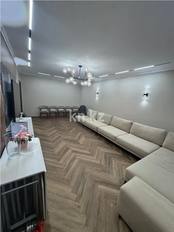Продажа 4-комнатной квартиры, 111 м², ул. Утепова, дом  31 в Алматы