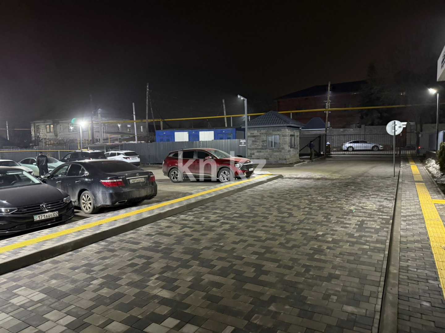 Продажа 2-комнатной квартиры, 62 м² в Алматы - фото 26