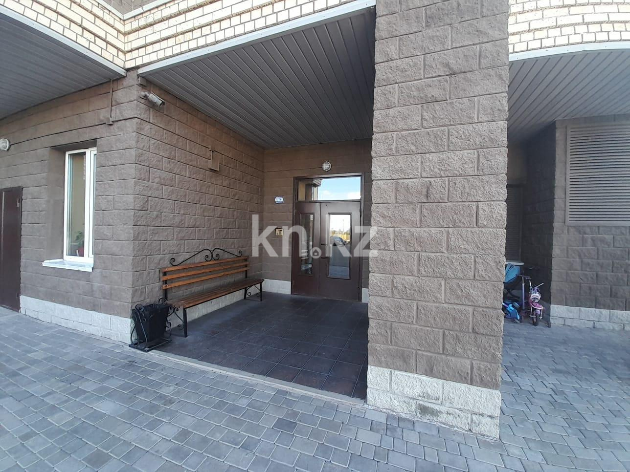 Продажа 3-комнатной квартиры, 84 м², ул. Ержанова, дом  34/1 в Караганде - фото 4