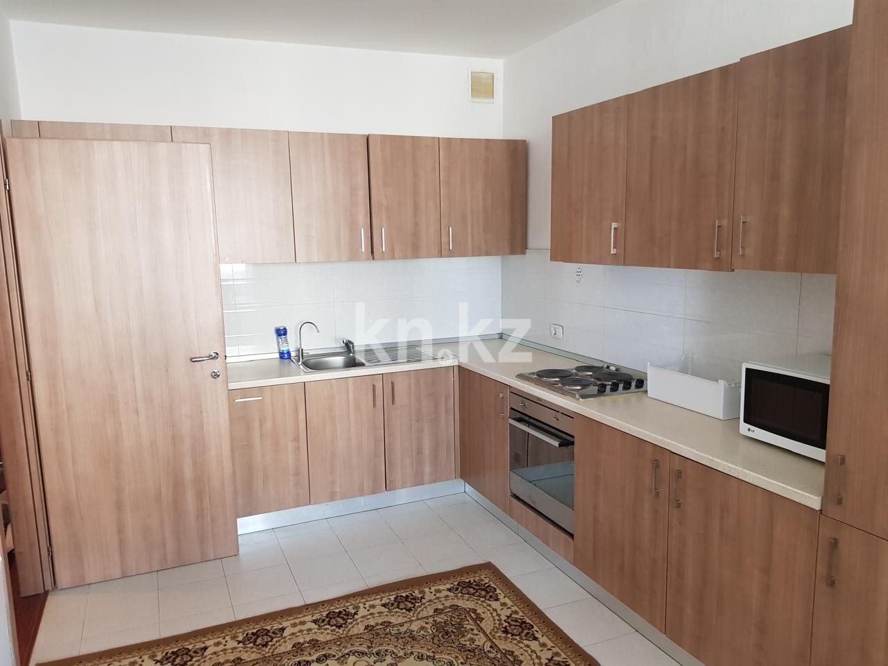 Аренда 3-комнатной квартиры, 100 м² в Астане