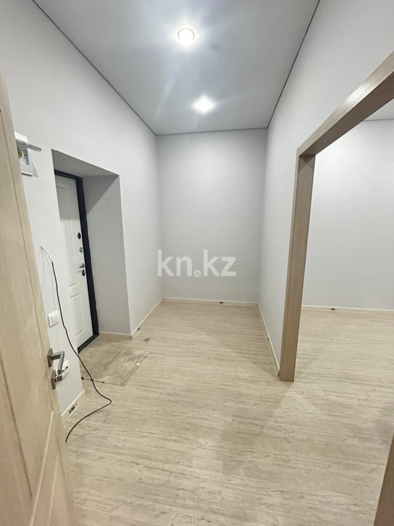 Продажа 2-комнатной квартиры, 42 м², ул. Университетская, дом  18 в Караганде - фото 6