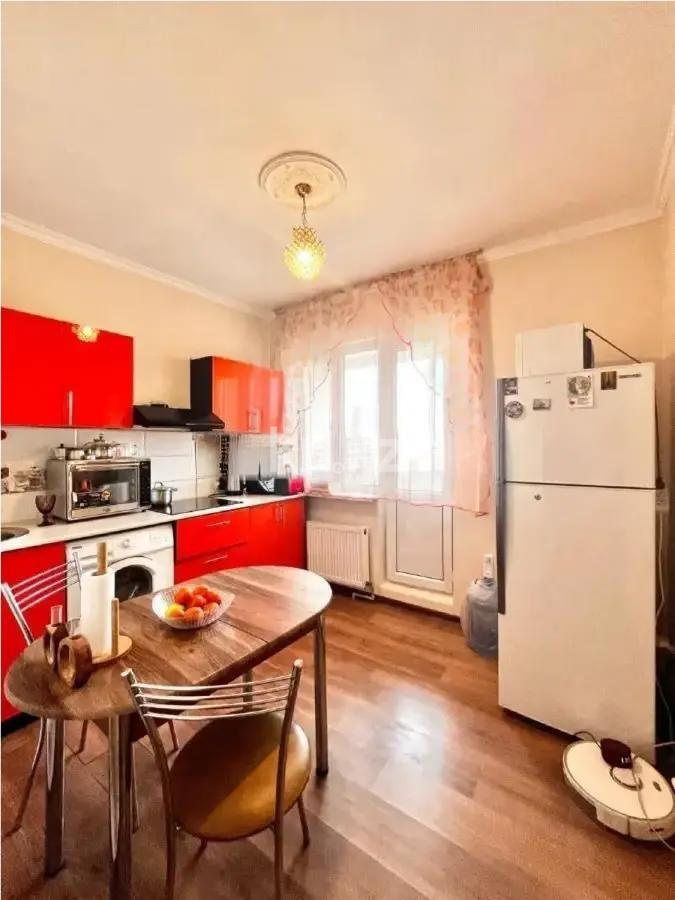 Продажа 2-комнатной квартиры, 63 м², мкр-н Аксай-1, дом  10/3 в Алматы - фото 3