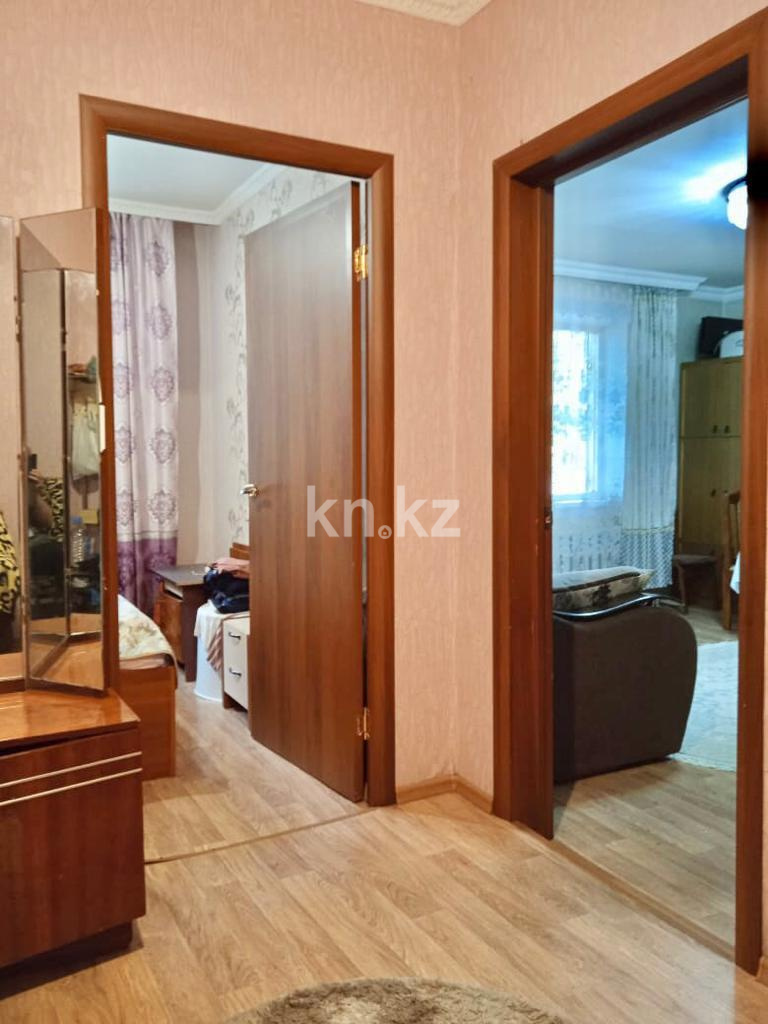 Продажа 3-комнатной квартиры, 60 м², мкр-н Восток-3 в Караганде - фото 6