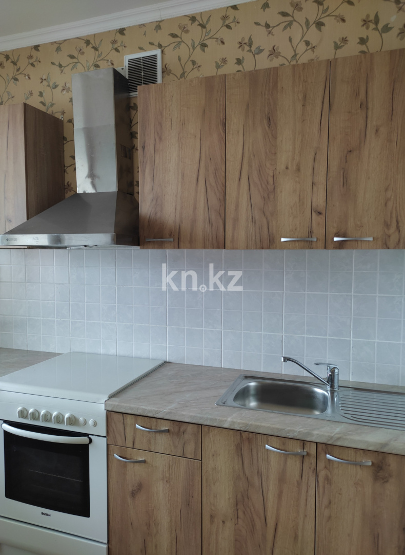 Аренда 1-комнатной квартиры, 45 м², пр. Абылай хана, дом  6/1 в Астане - фото 2