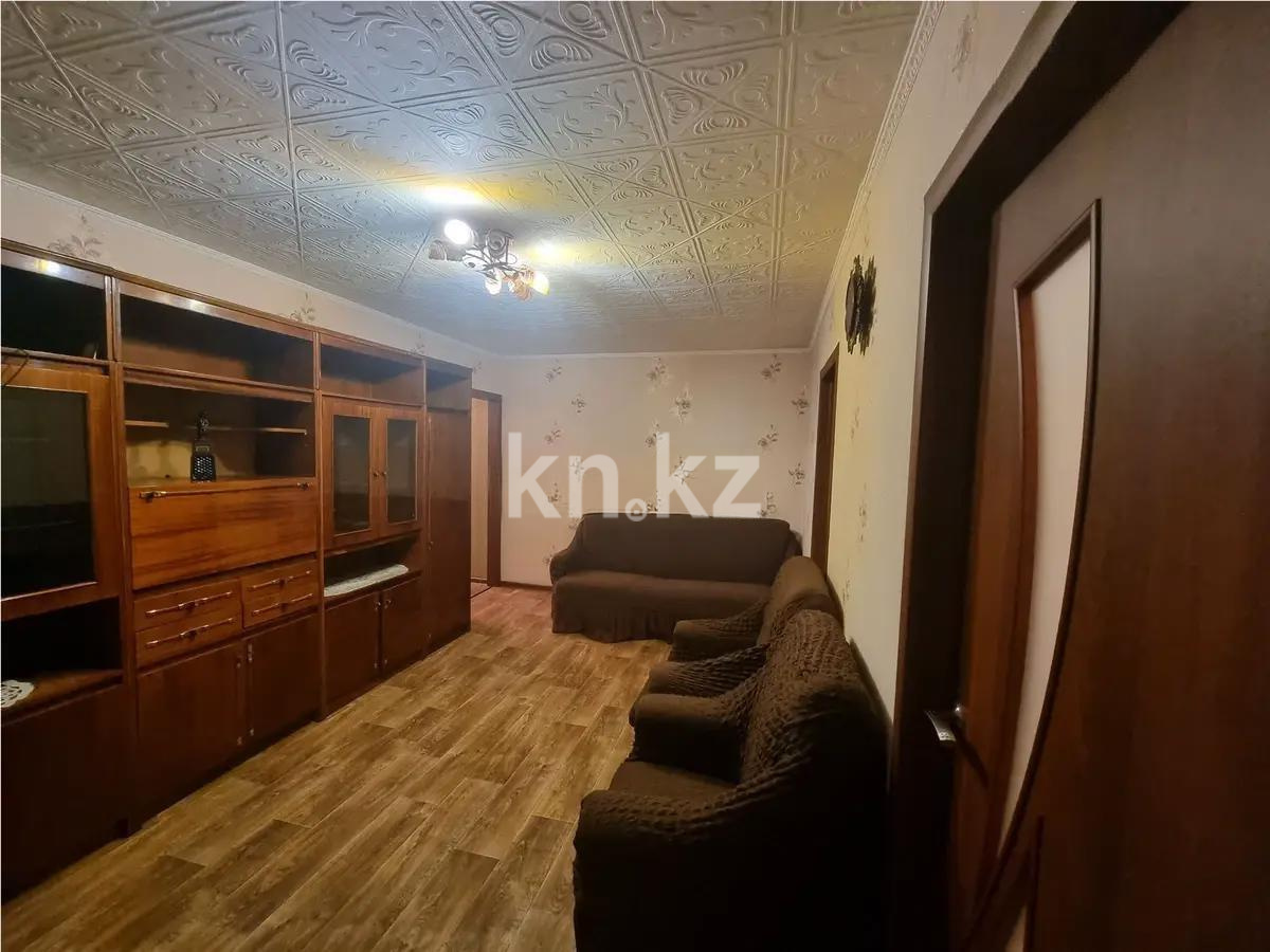 Продажа 4-комнатной квартиры, 62 м², мкр-н 15, дом  33 в Караганде