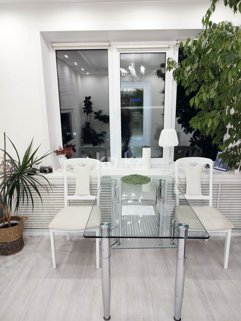 Аренда 1-комнатной квартиры посуточно, 50 м², пр. Абылай хана, дом  49 в Астане - фото 2