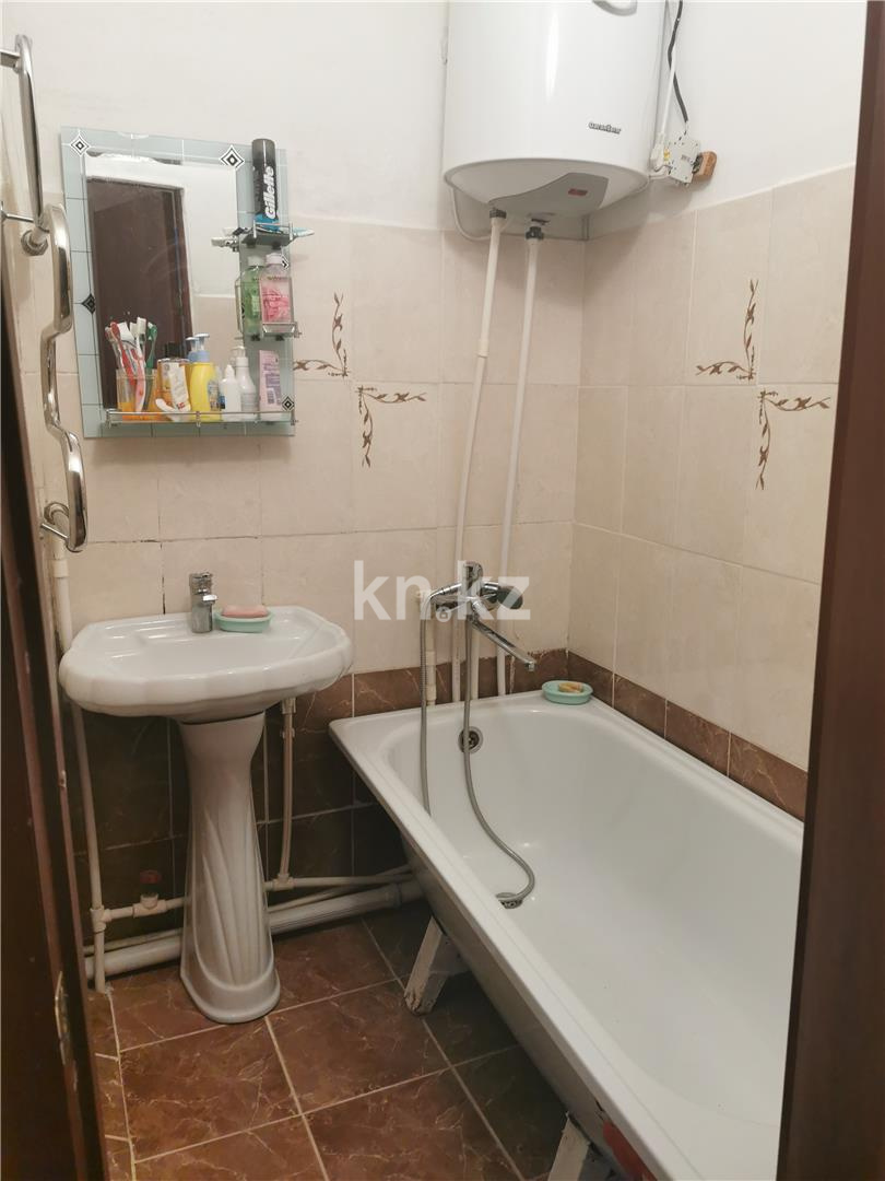 Продажа 2-комнатной квартиры, 45 м², ул. Пичугина в Караганде - фото 3