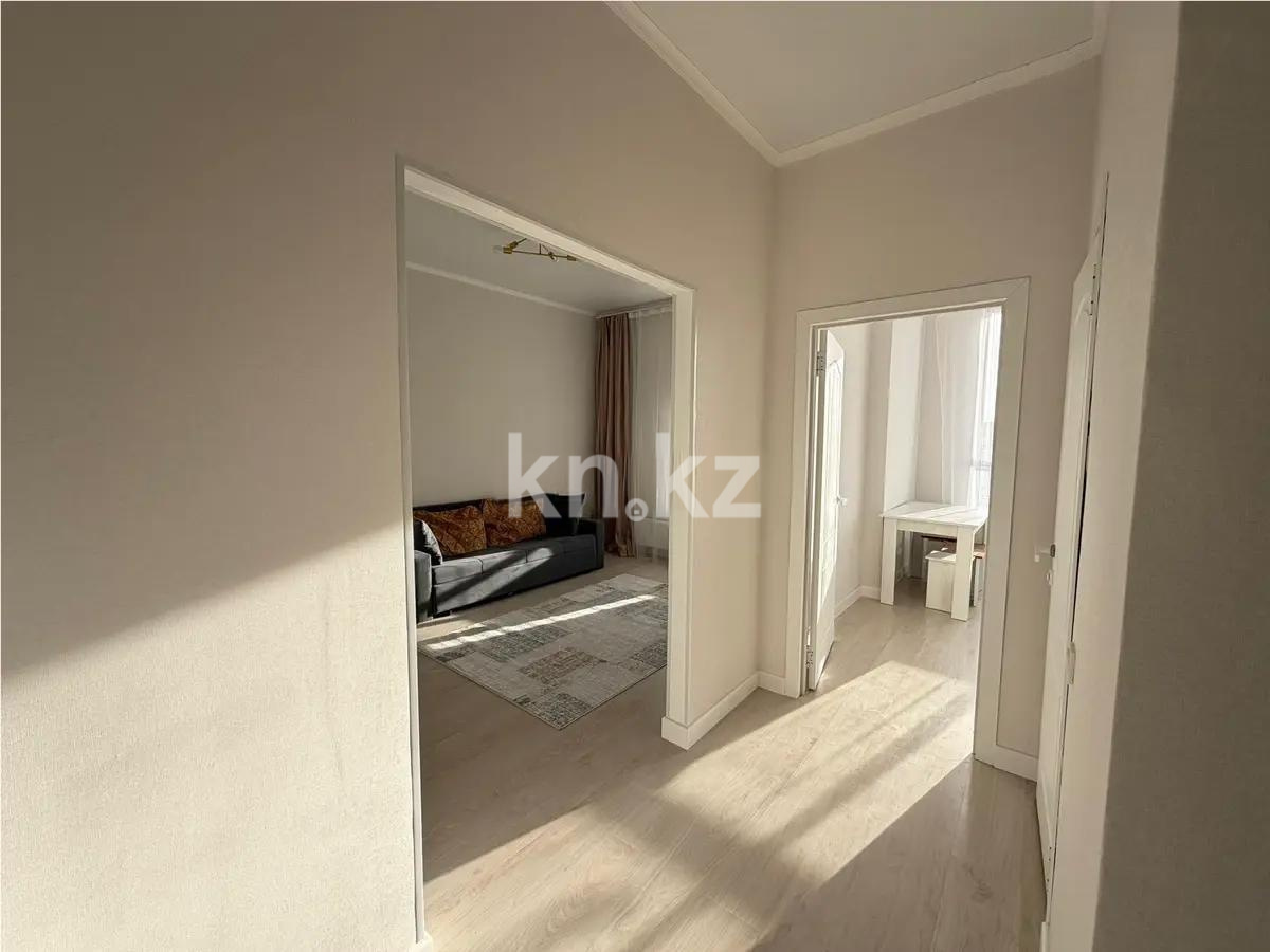 Продажа 1-комнатной квартиры, 37 м², ул. Култегин, дом  14 в Астане - фото 4