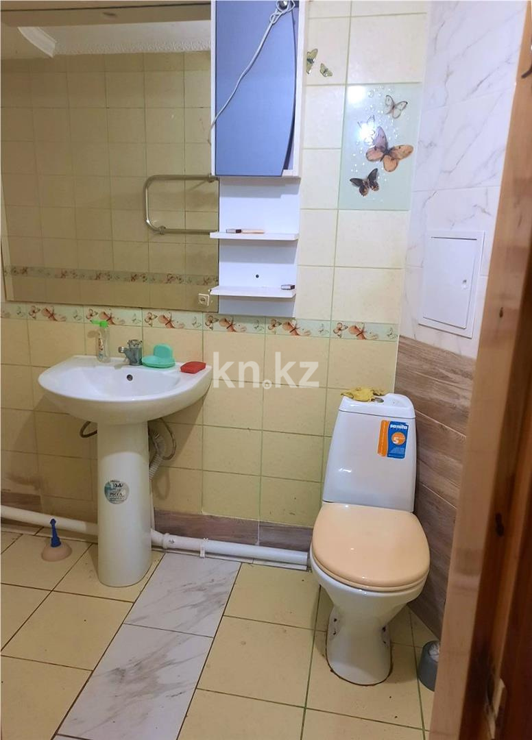 Продажа 3-комнатной квартиры, 76 м², ул. Муканова в Караганде - фото 9