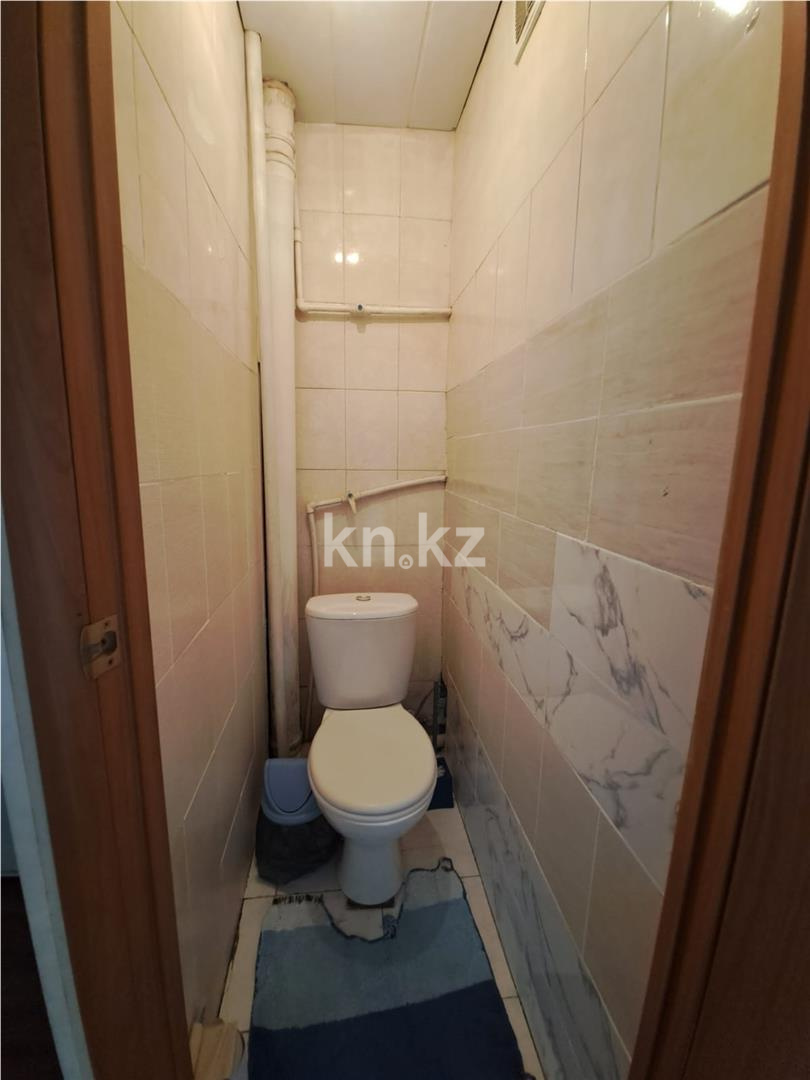 Продажа 4-комнатной квартиры, 61 м², мкр-н 16 в Караганде - фото 8