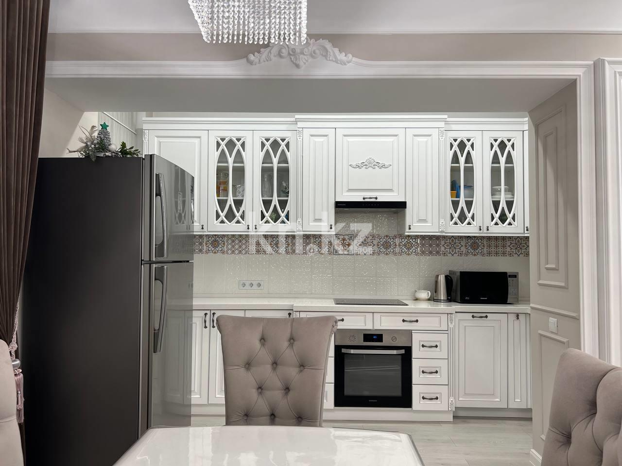 Продажа 4-комнатной квартиры, 124 м², ул. Аманжолова, дом  96/1 в Караганде - фото 4